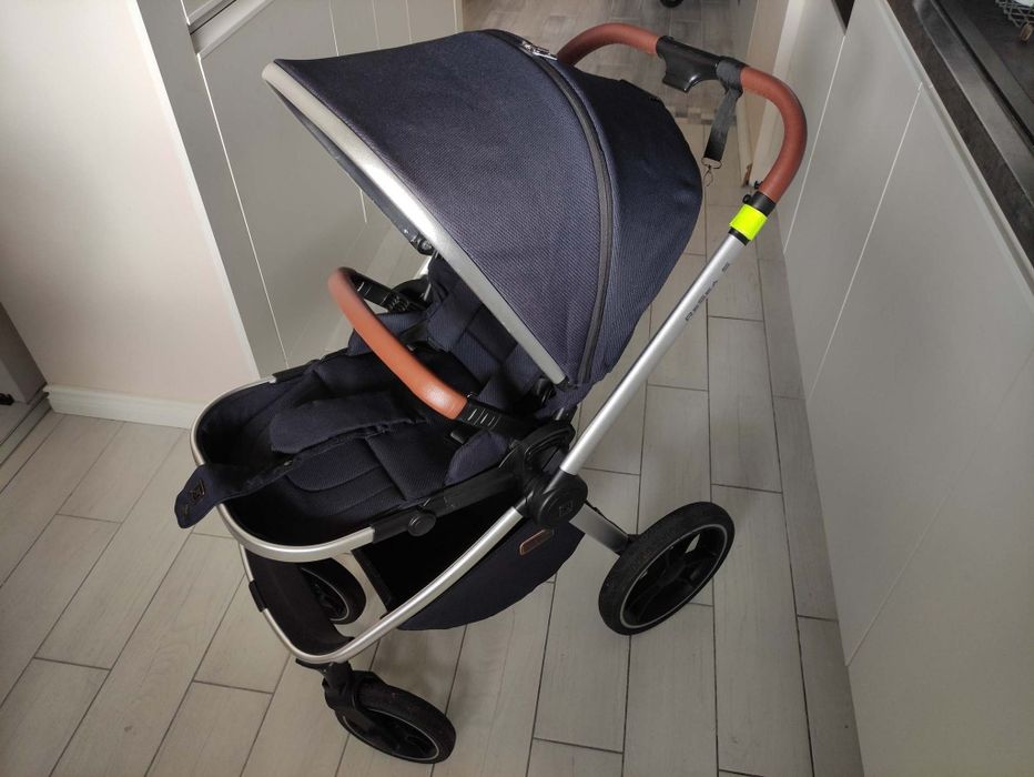 Wózek kompaktowy 2 w 1