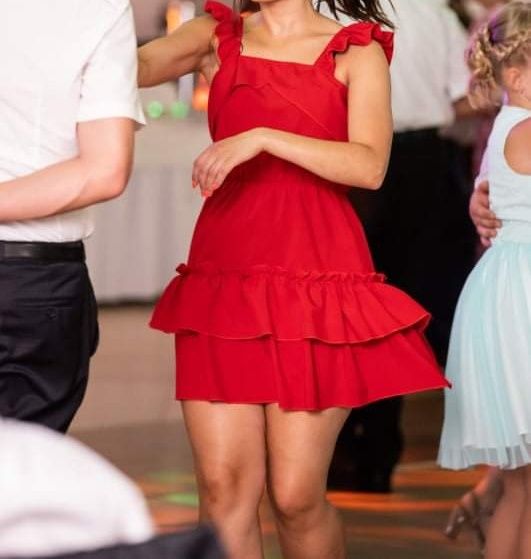 Sprzedam sukienka czerwona