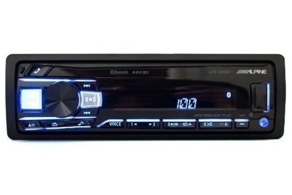 Медиа-ресивер Alpine UTE-200BT
