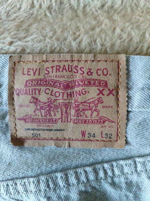 Джинси фірми Levi’s 501-0196