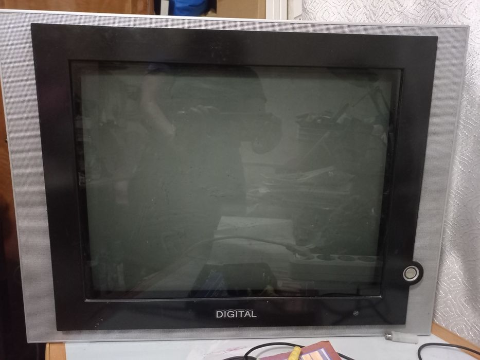 Телевизор Digita рабочийl с пультом