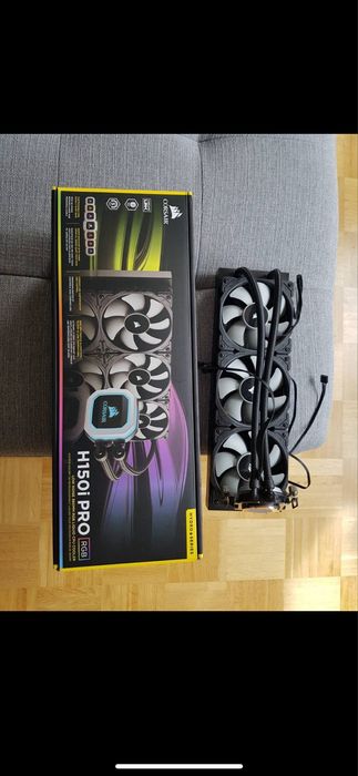 Chłodzenie wodne Corsair H150i PRO RGB
