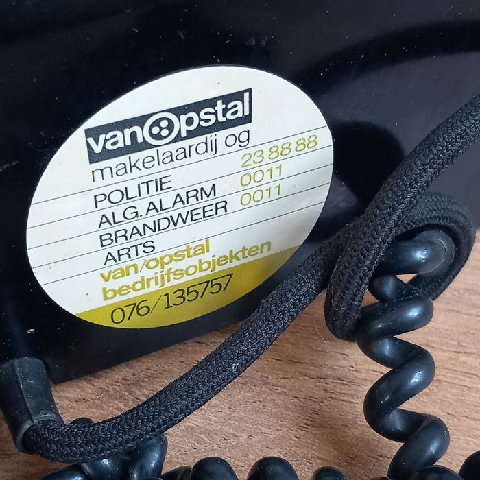 Stary telefon ericsson PTTw