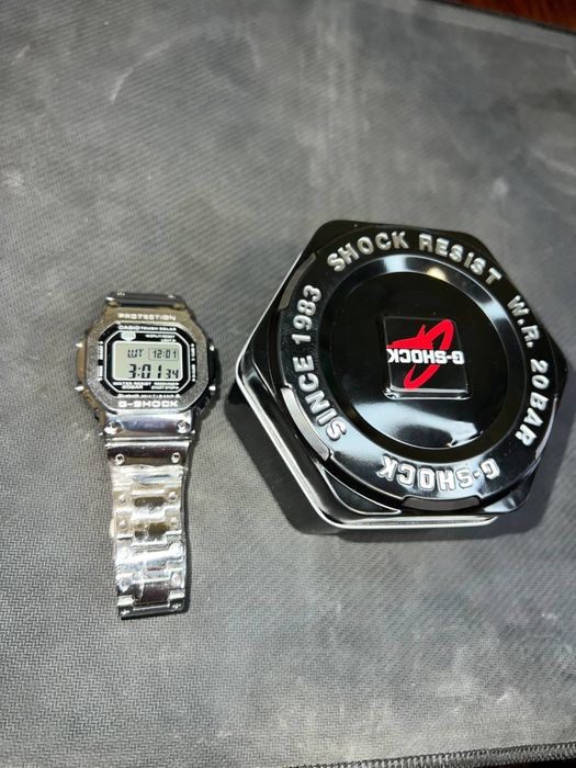 Наручний годинник чоловічий Casio G-Shock GMW-B5000D-1ER