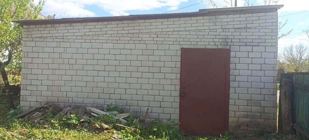 Проається приватний будинок м. Березань (Заріччя)
Район Заріччя.