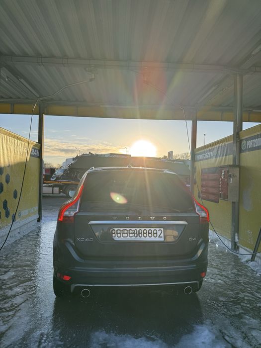 Volvo XC60 R-Design