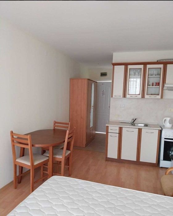 Продам НЕДОРОГО студию в лучшем комплексе на Солнечном Берегу Болгарии