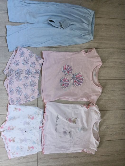 Zestaw ubrań rozmiar 104