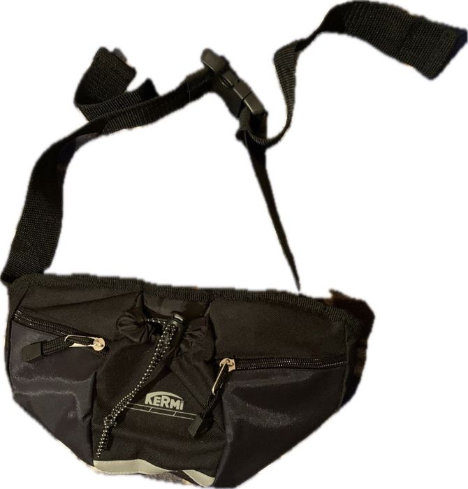 Напоясная сумка или можно использовать как бананку через плечо!