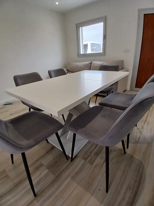 Mobilias usadas (7meses) em bom estado.