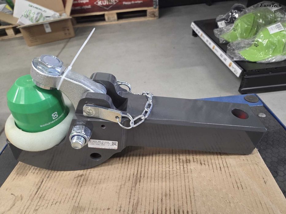 Zaczep kulowy K80 Pick Up Hitch  do ciągnika John Deere, Fendt