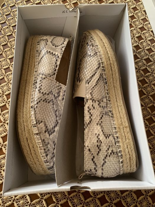 Espadryle Steve Madden — roz. 39. skórzane , wzór skóra węża