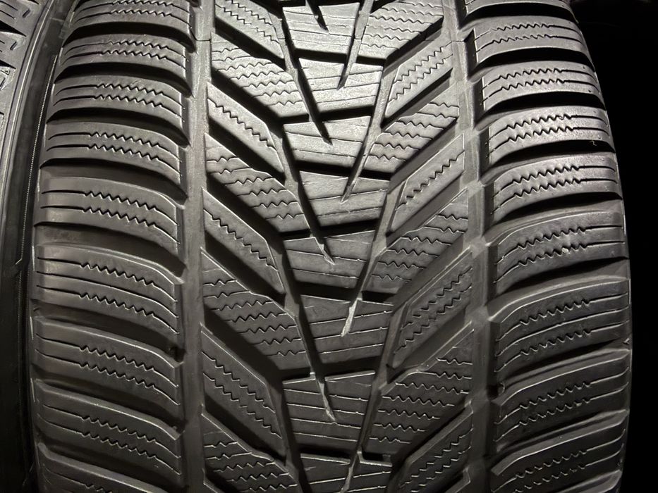 245/45 275/40 r 19 Hankook