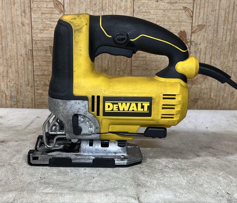 DeWALT DW349 Електролобзик 500Вт