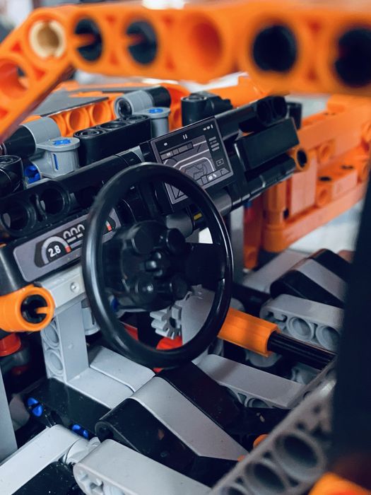 Lego Technic Ford F-150 Raptor