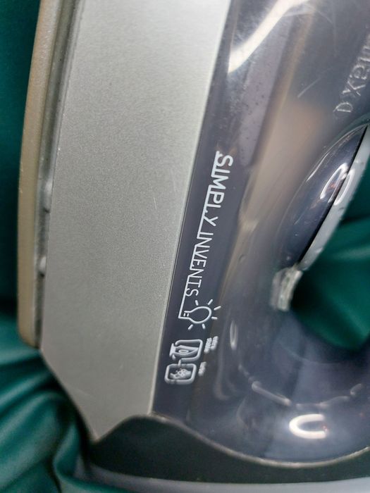 Żelazko parowe Tefal