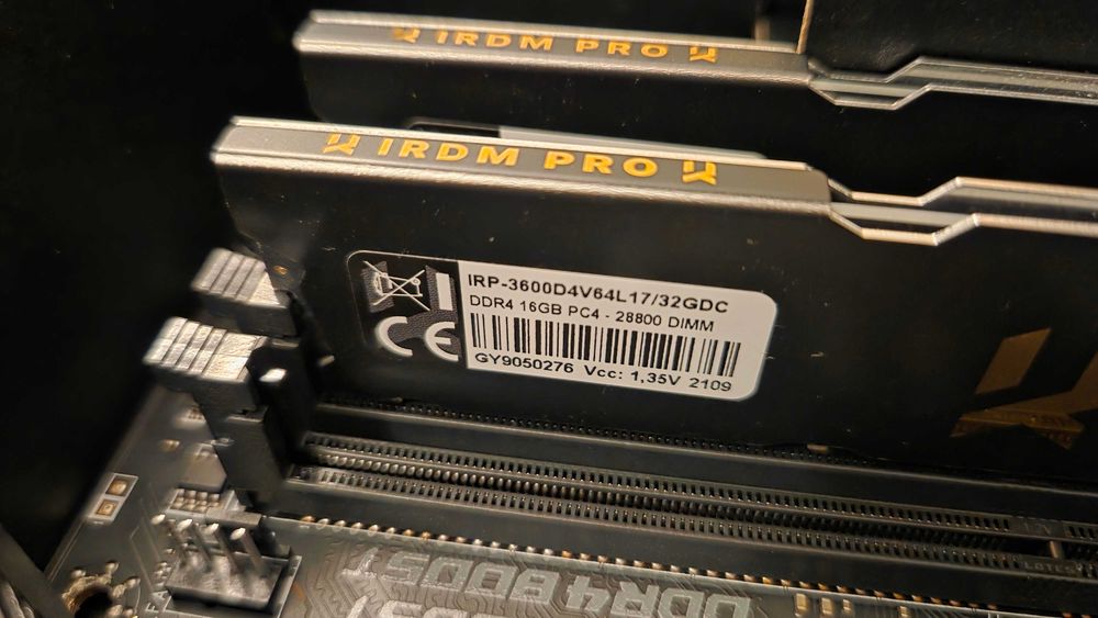 i5-10600KF + MSI MPG Z490 Gaming Edge WiFi + 32GB DDR4 3600 GoodRAM