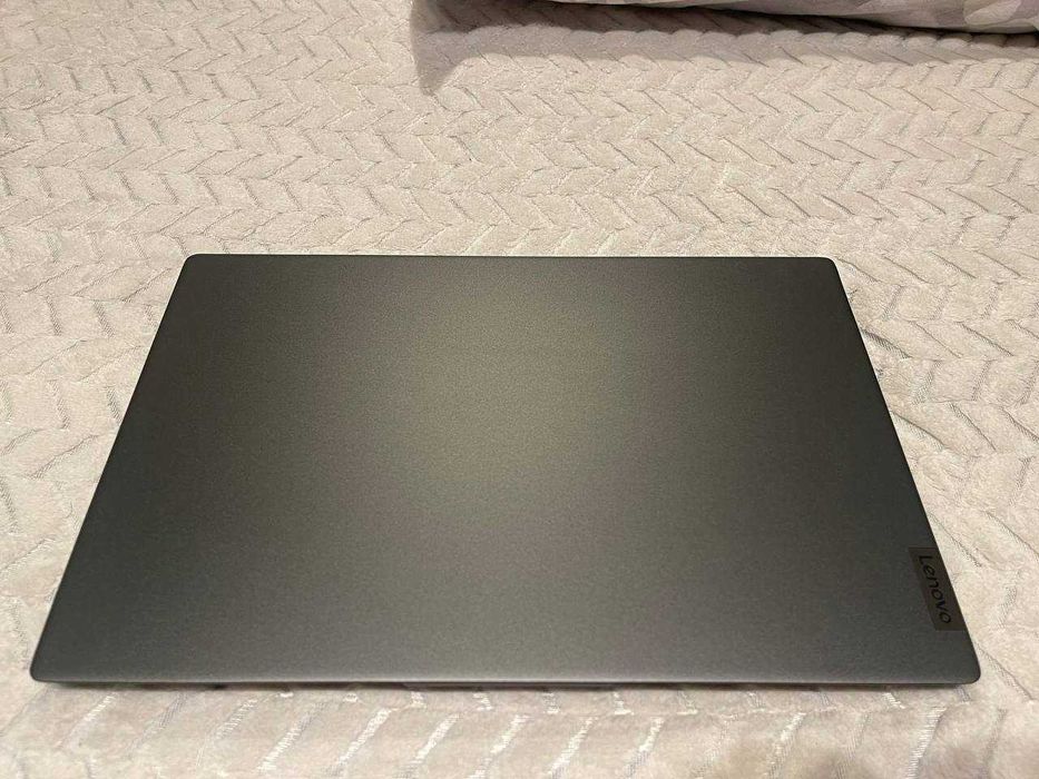 Lenovo IdeaPad 5 / Core i7-1165G7 / RAM 16GB / NVIDIA GeForce / IPS
