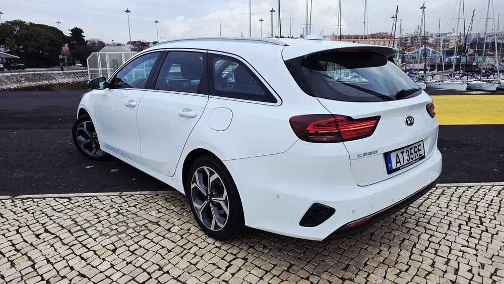 Kia Ceed SW FULL EXTRAS64846411784961122