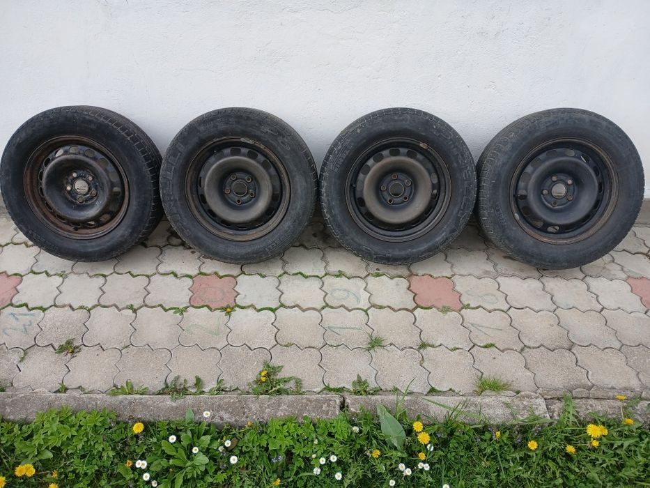 Колеса ауді, фольксваген. 215/65R16
