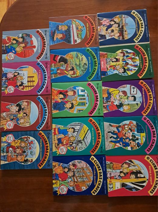 Livros Coleção O Clube das Chaves - No. 1;3;4;5;6;7;8;9;10;11;12;13;17 e 20