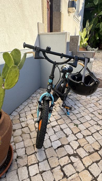 Bicicleta criança decathlon roda 16 c/capacete