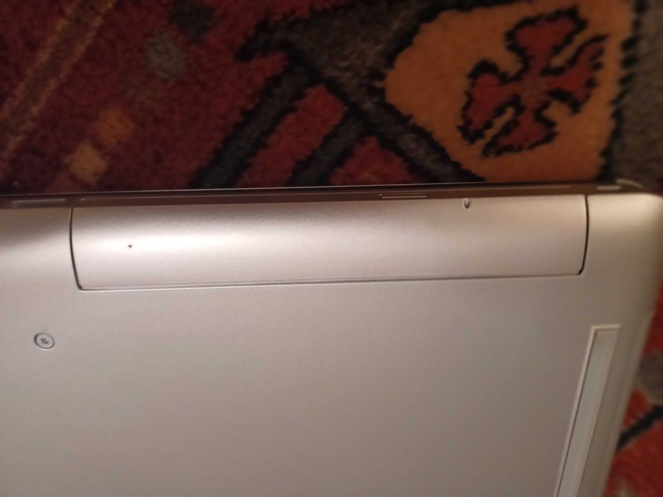 Laptop hp 17 calowy
