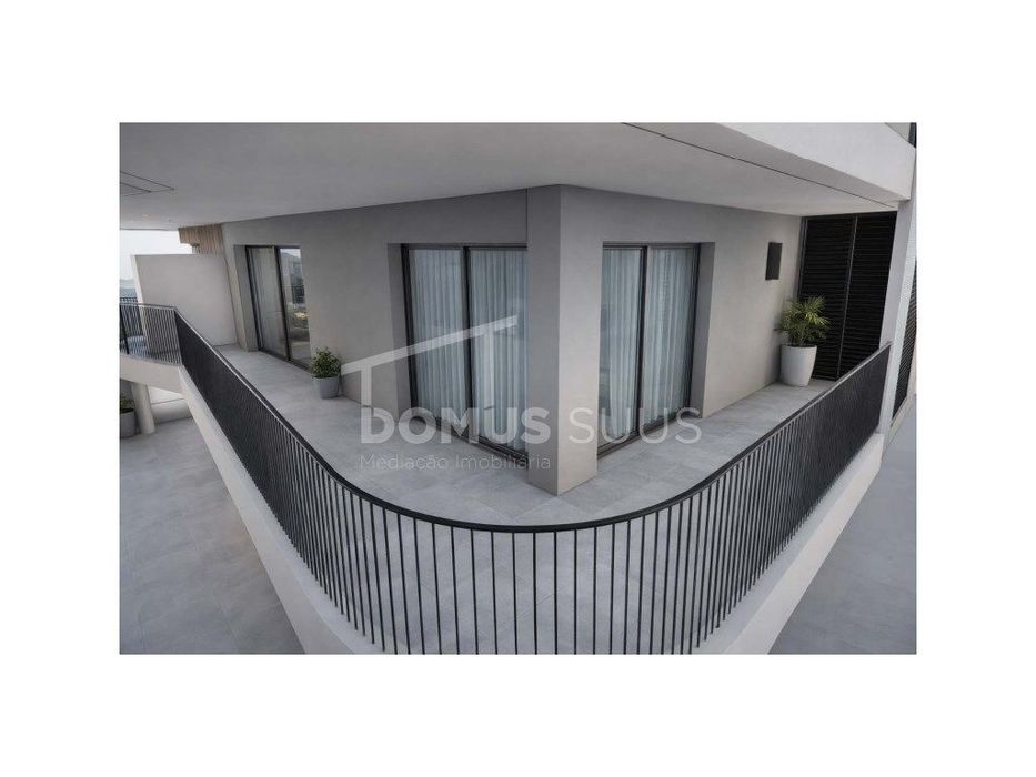 Apartamento novo a finalizar construção