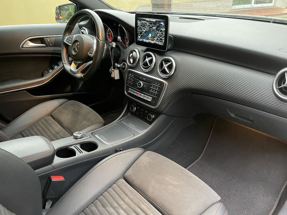 Mercedes-Benz A 220 CDI 4Matic 7G-DCT AMG Line