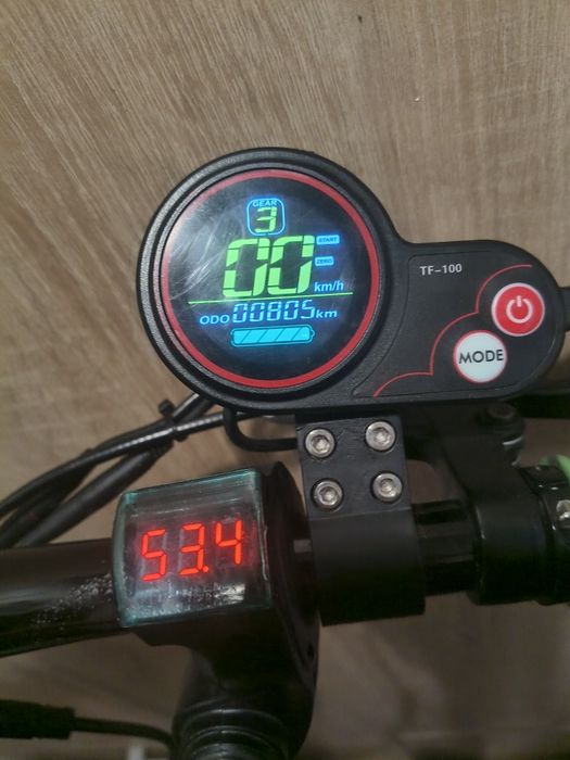 Witam mam na sprzedaż hulajnoga elektryczna kugoo kirin M4 pro
