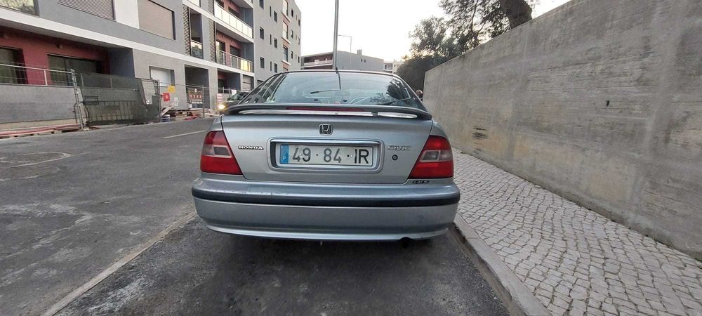 Honda Civic 1.4i S — photo 4
