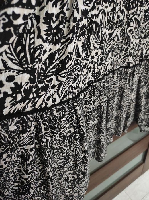 Sukienka Boho falbany