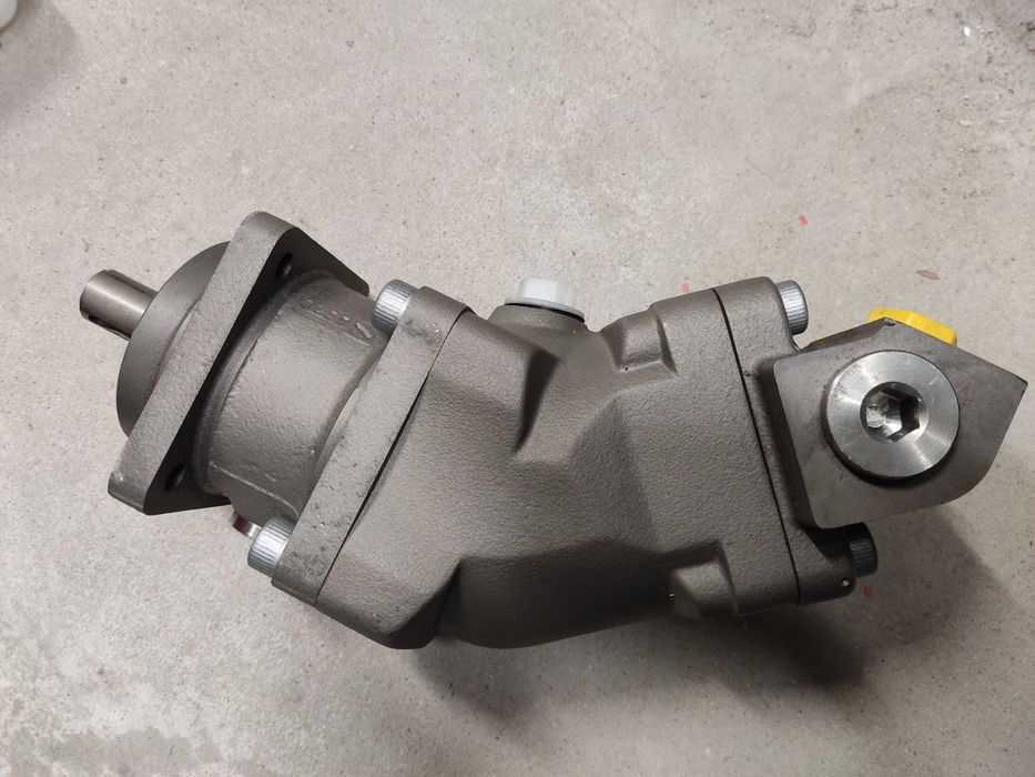 Silnik tłoczkowy Sunfab SCM-034W-P-I42-K30-K3G-100 NOWY