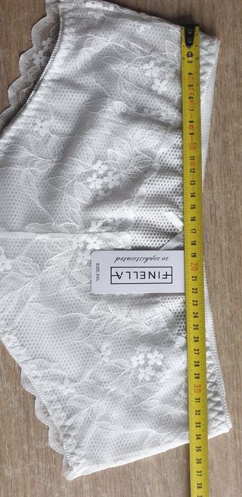 3×stringi Damskie brazyliany 2/3XL
