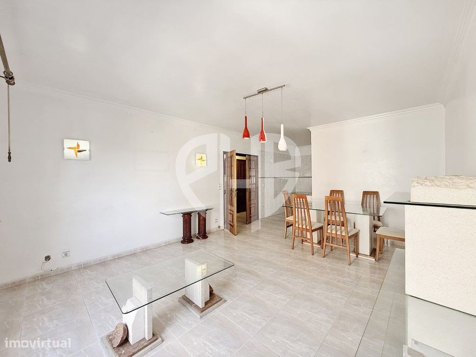 Apartamento T2 // Tapada das Mercês