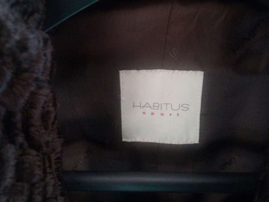 Blusão curto de senhora