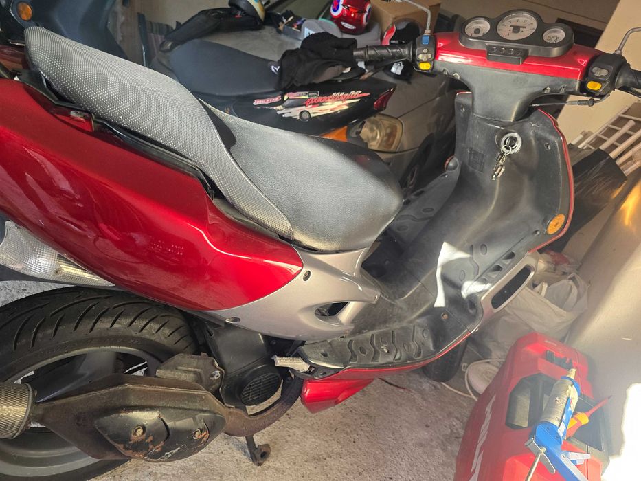 Scooter peugeot 50cm3