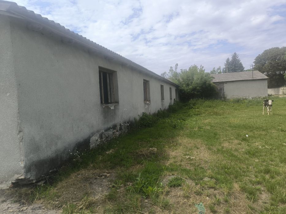 Продається нерухомість.