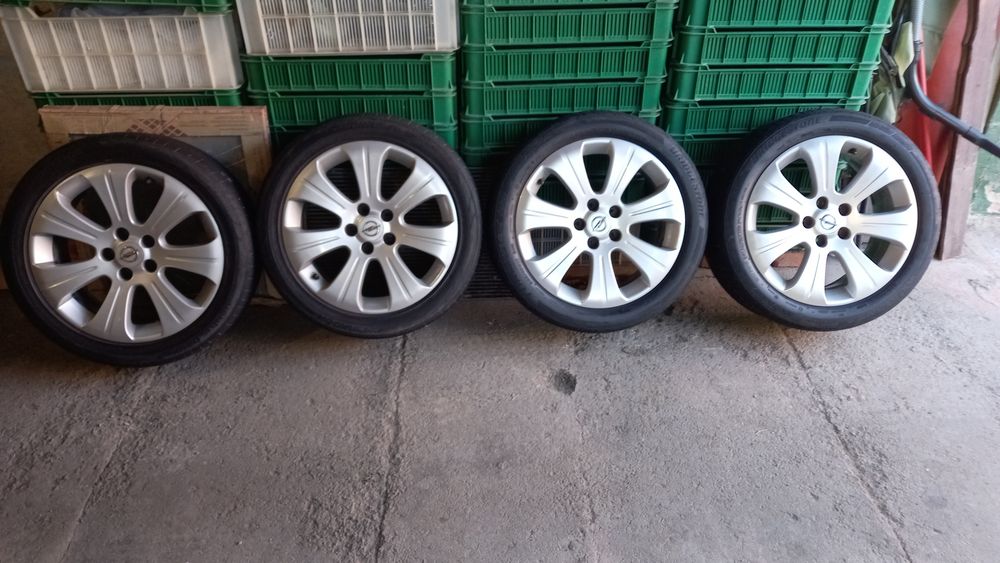 Продам легкосплавні діски Опель  r17,  5×110.