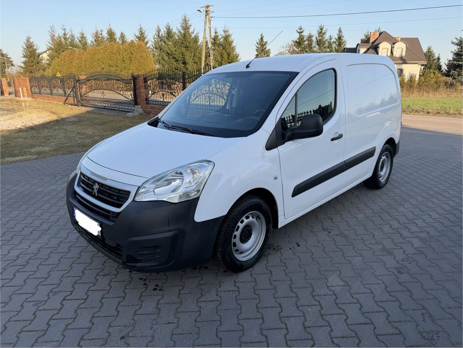 Peugeot Partner 1.6 HDI Salon PL 3-osobowy 100% Bezwypadkowy