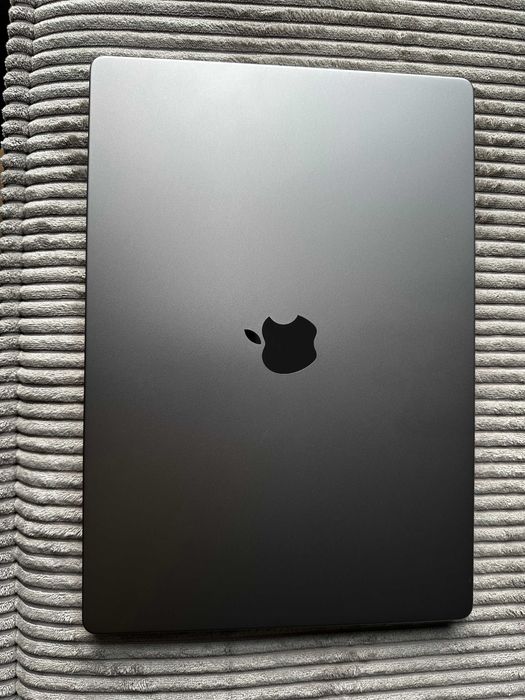 Mac Book Pro 16 M1 Max/64GB/2TB