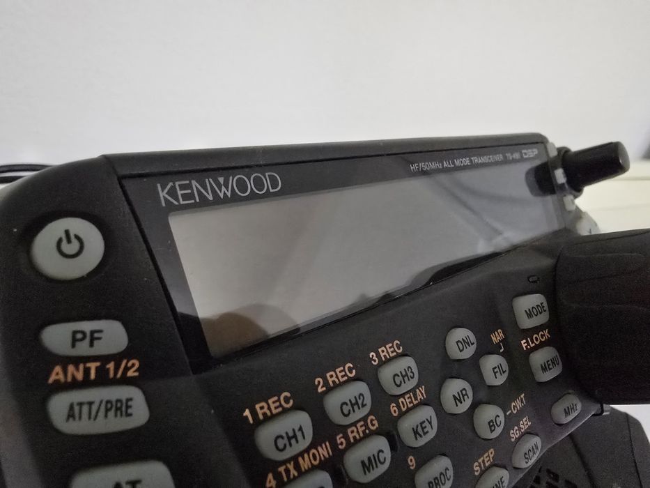 Rádio HF Kenwood TS-480SAT (100W)