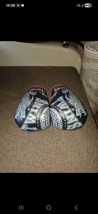 Rękawice Twins 10 oz Dragon Black
