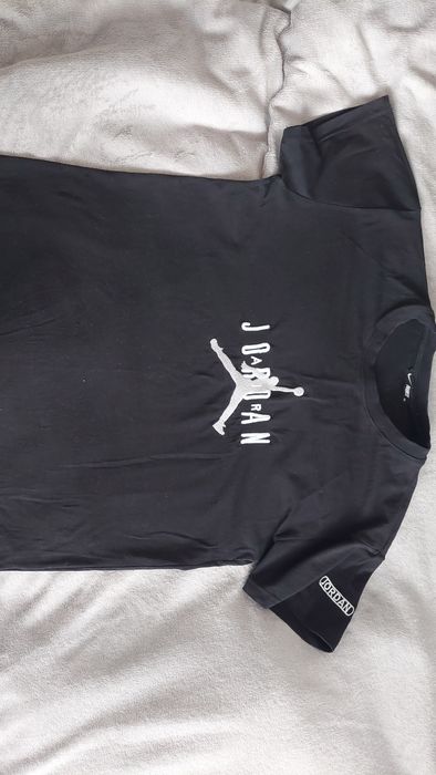 Czarny r-shirt sportowy M