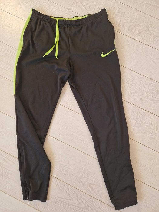 Spodnie dresowe NIKE