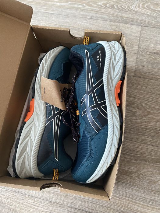 Кросівки чоловічі 42