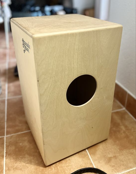 Cajon " Granada Drum " + Saco