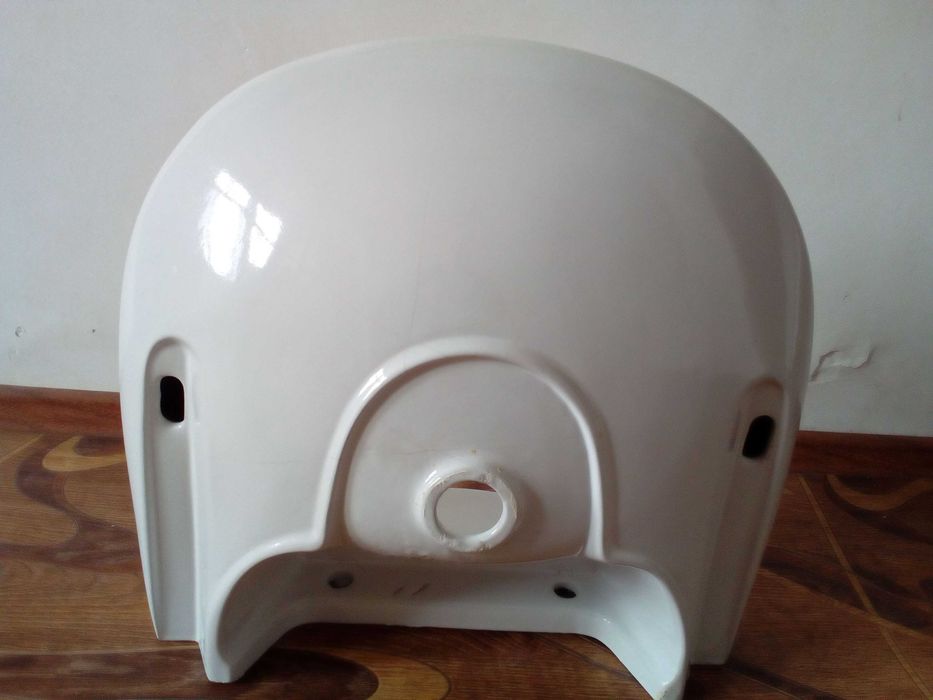 Раковина для ванної кімнати