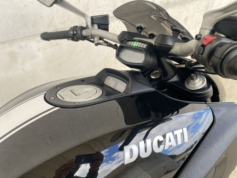 Ducati Diavel  (7500km)
