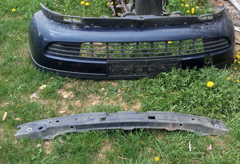 Opel Zafira A Zderzak przód